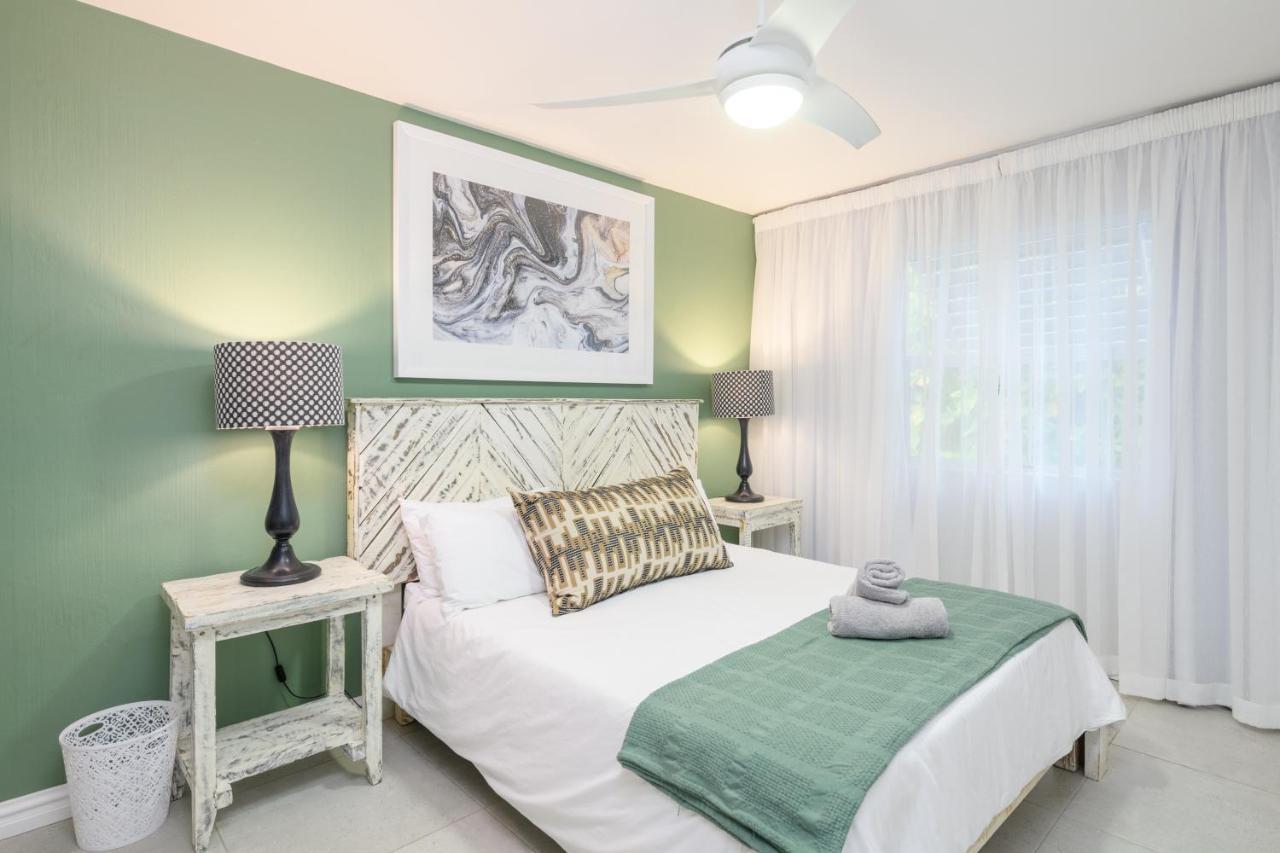 Chakas Cove Apartment Балито Екстериор снимка