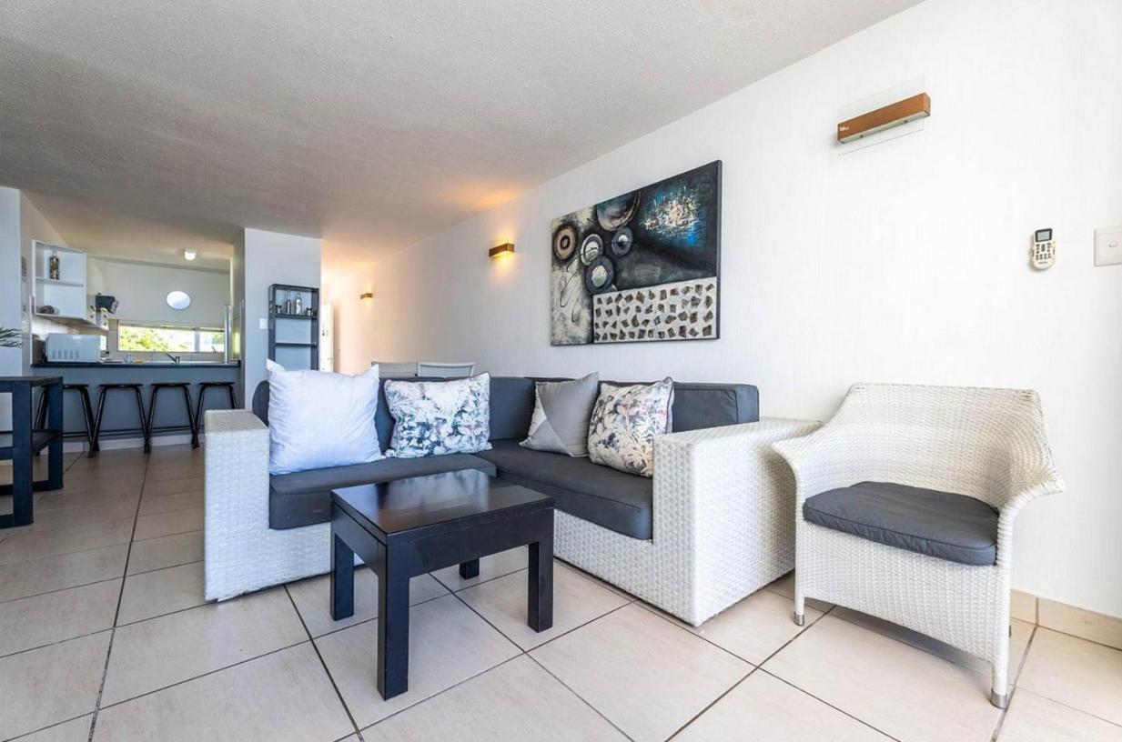 Chakas Cove Apartment Балито Екстериор снимка
